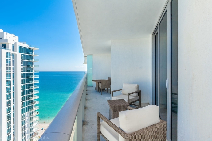 Imagen de la habitación del Hotel Hyde Beach Condos by Ammos VR. Foto 15