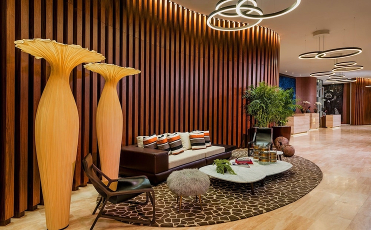 Imagen de los interiores del Hotel Hyde Beach Resort Rentals. Foto 18