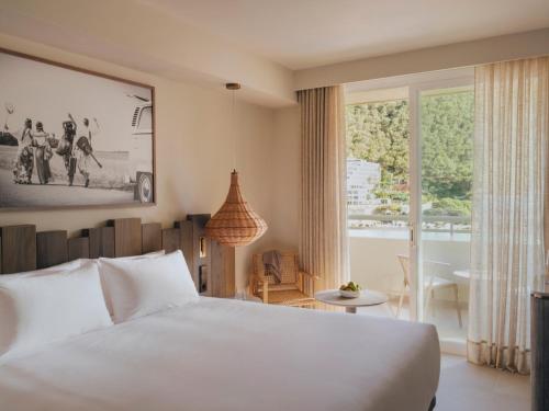 Imagen de la habitación del Hotel Hyde Ibiza. Foto 10