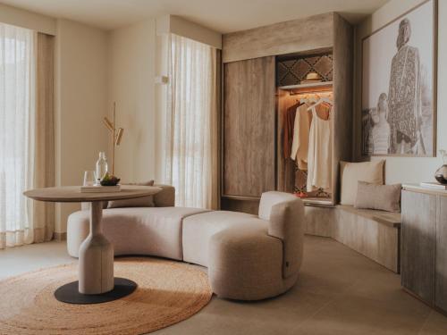 Imagen de la habitación del Hotel Hyde Ibiza. Foto 14