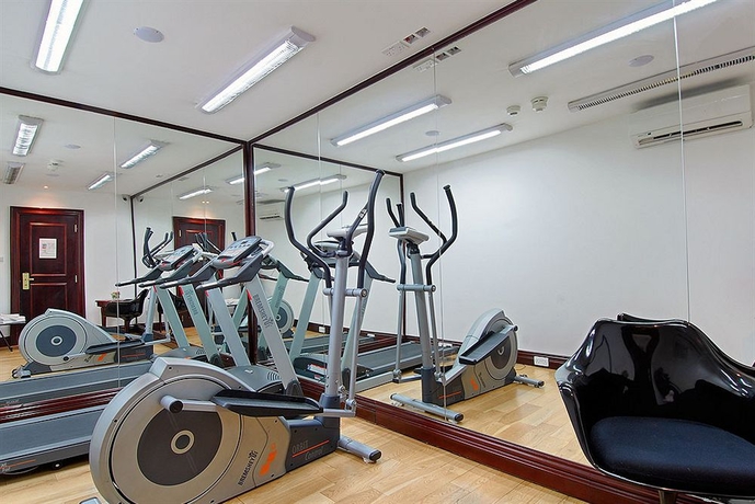 Imagen de los interiores del Hotel Hyde Park International - Member of Park Grand Londres. Foto 6