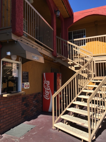 Imagen de los interiores del Hotel Hyde Park, Los &Aacute;ngeles. Foto 19