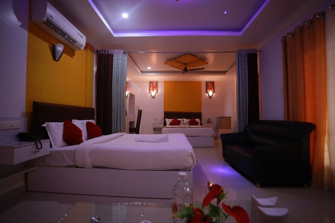 Imagen de la habitación del Hotel Hydel Palace. Foto 3