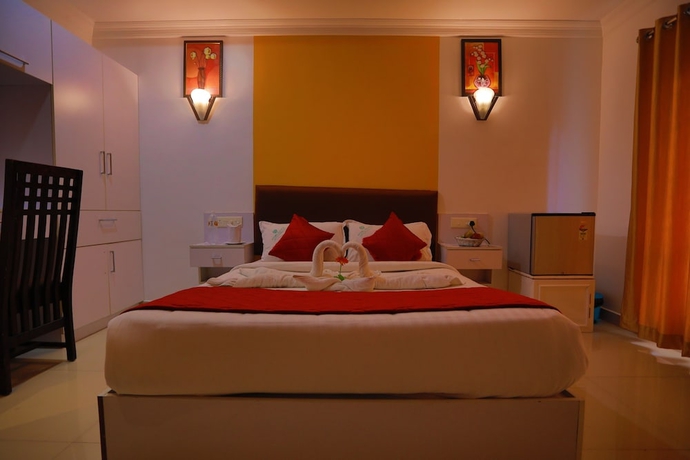 Imagen de la habitación del Hotel Hydel Palace. Foto 6