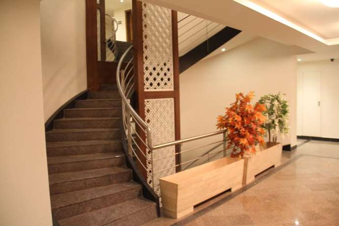 Imagen de los interiores del Hotel Hyderabad Grand. Foto 20