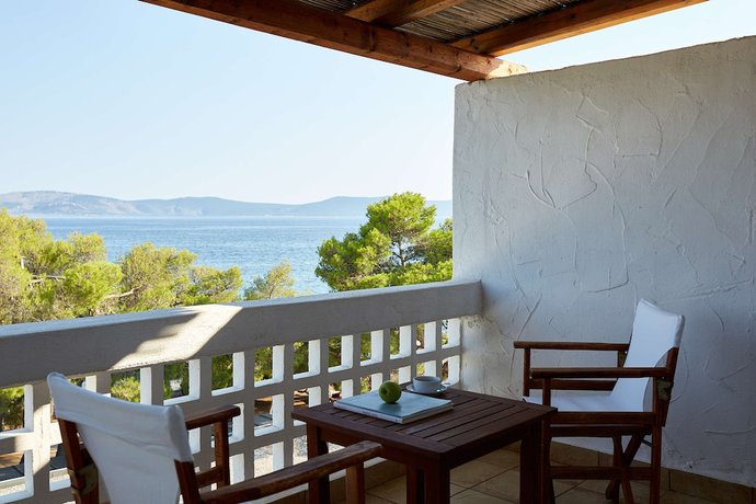 Imagen de la habitación del Hotel Hydra Beach Resort. Foto 15