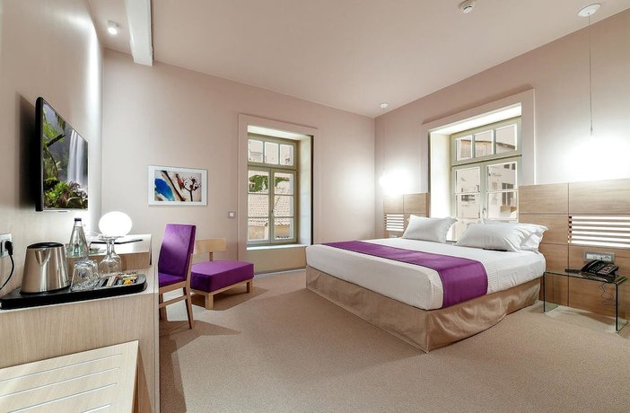 Imagen de la habitación del Hotel Hydrama Grand Hotel. Foto 16