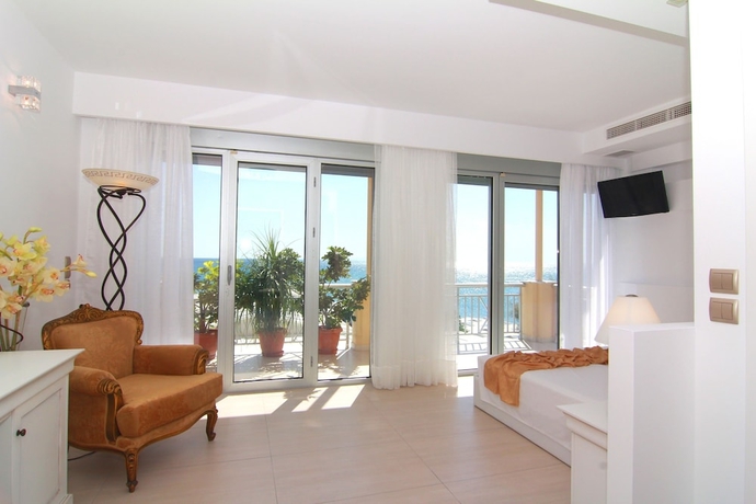 Imagen de la habitación del Hotel Hydrele Beach. Foto 16