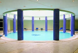 Imagen de la piscina del Hotel Hydros Beach Resort. Foto 10