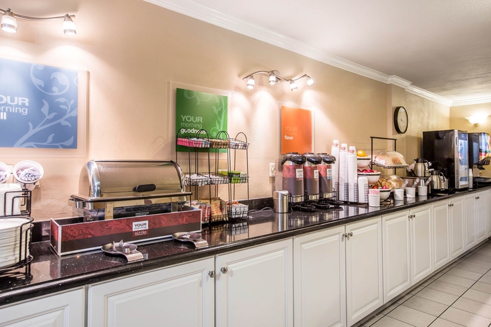 Imagen del bar/restaurante del Hotel Hyland Inn Pasadena Civic Auditorium. Foto 5