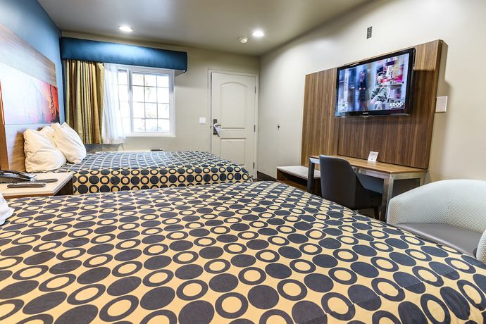 Imagen de la habitación del Hotel Hyland Motel Brea. Foto 9