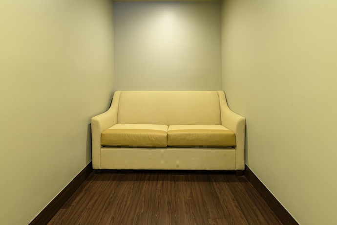 Imagen de la habitación del Hotel Hyland Motel Brea. Foto 13
