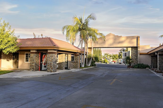 Imagen general del Hotel Hyland Motel Brea. Foto 6