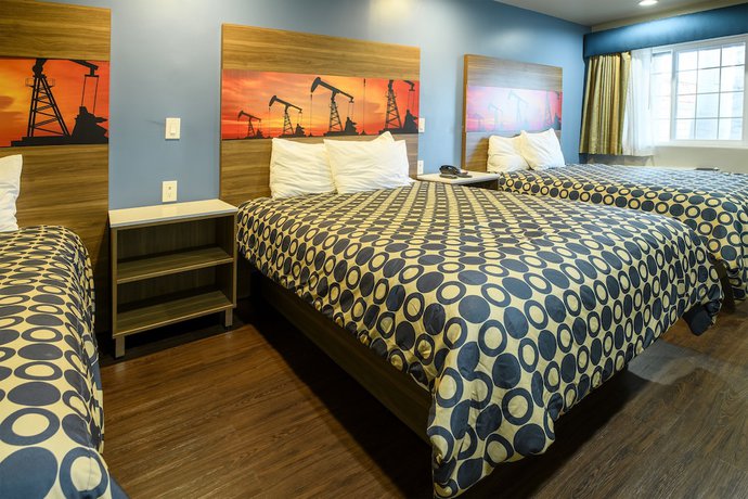 Imagen de la habitación del Hotel Hyland Motel Brea. Foto 17