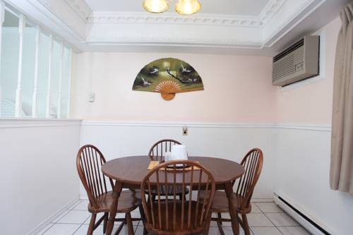 Imagen de la habitación del Hotel Hyland Motor Inn. Foto 13