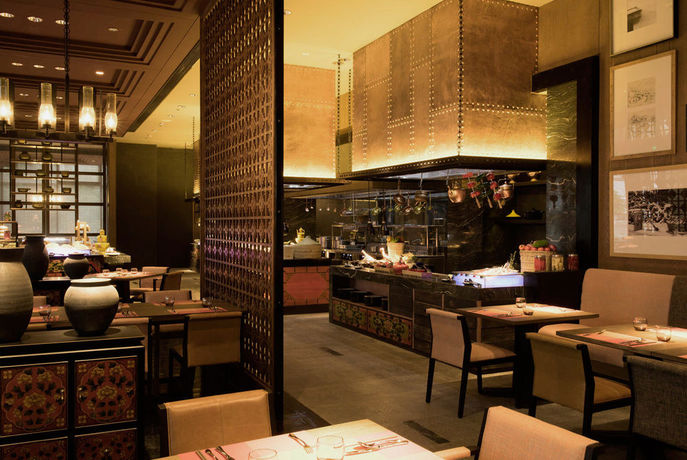 Imagen del bar/restaurante del Hotel Hylandia By Shangri-la. Foto 5