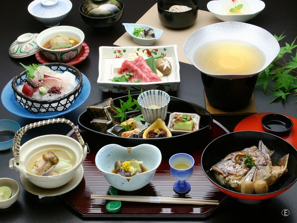 Imagen del bar/restaurante del Hotel Hyoe Koyokaku. Foto 4