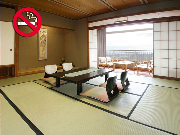 Imagen de la habitación del Hotel Hyoe Koyokaku. Foto 9