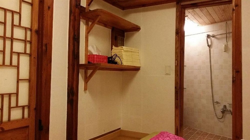 Imagen de la habitación del Hotel Hyosundang. Foto 10