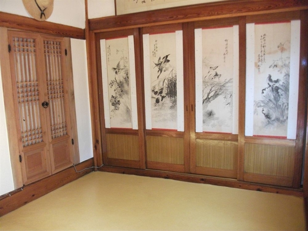 Imagen de la habitación del Hotel Hyosundang. Foto 14
