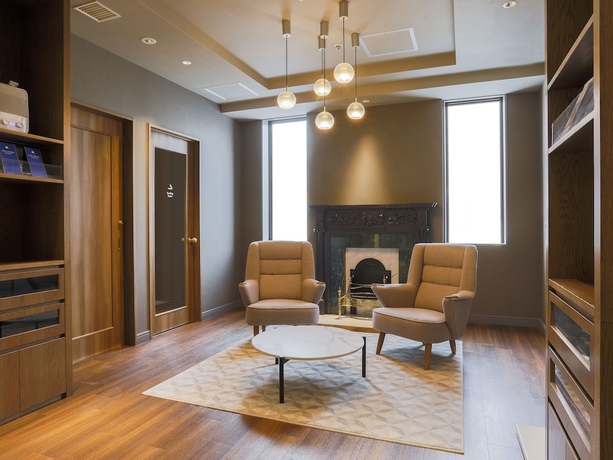 Imagen de los interiores del Hotel Hyper Hotels Passage. Foto 13