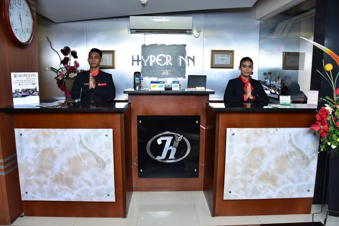 Imagen de los interiores del Hotel Hyper Inn. Foto 18