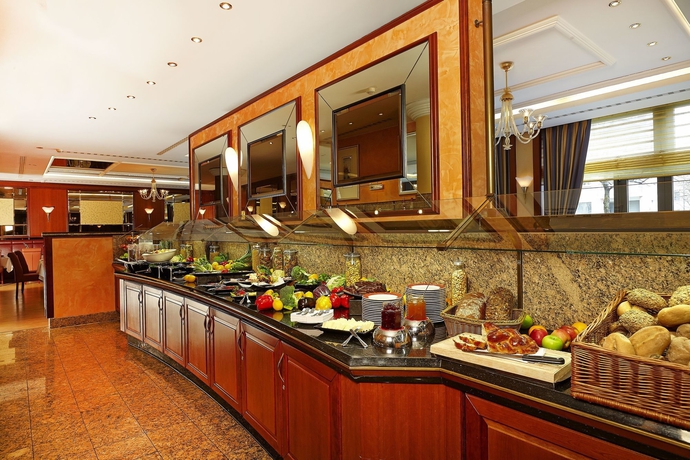 Imagen del bar/restaurante del Hotel Hyperion Hotel Berlin. Foto 5