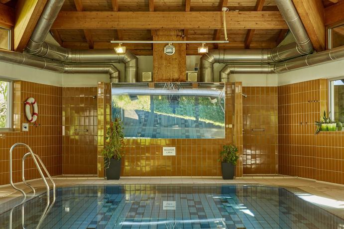 Imagen de la piscina del Hotel Hyperion Hotel Garmisch-Partenkirchen. Foto 19