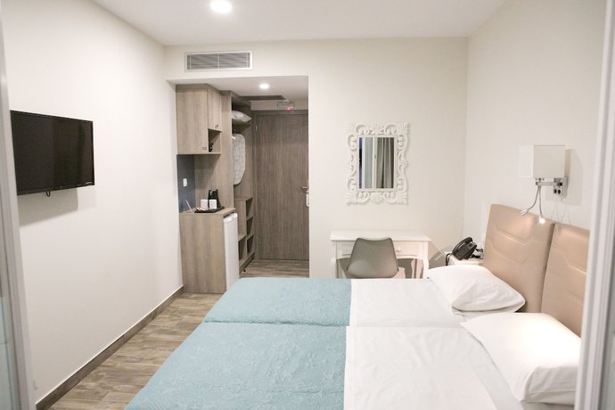 Imagen de la habitación del Hotel Hyperion Kalymnos. Foto 11