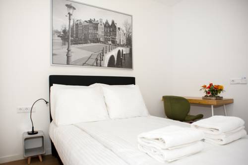 Imagen de la habitación del Hotel I, Ámsterdam. Foto 3