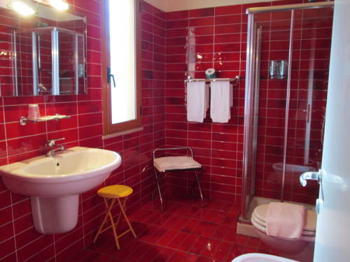 Imagen de la habitación del Hotel I Colori. Foto 6