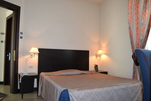 Imagen de la habitación del Hotel I' Fiorino. Foto 9