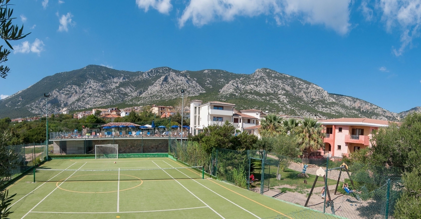 Imagen general del Hotel I Ginepri, Cala Gonone. Foto 2