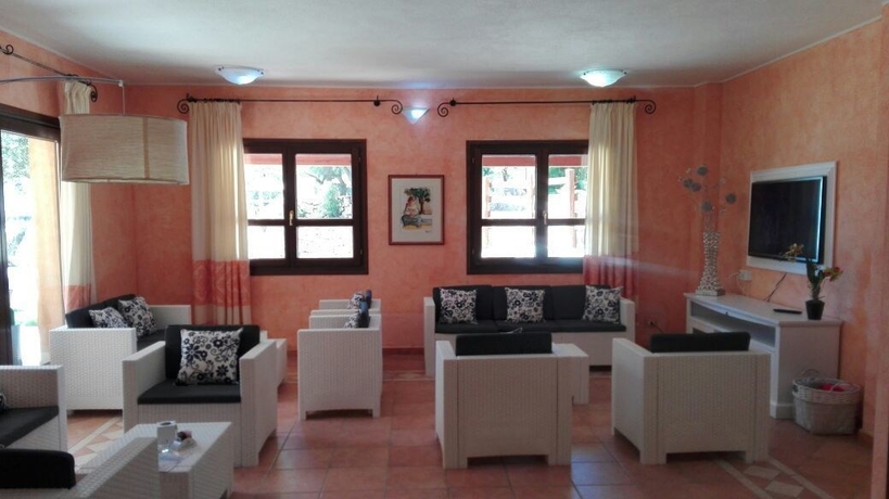 Imagen de los interiores del Hotel I Ginepri, Cala Gonone. Foto 17