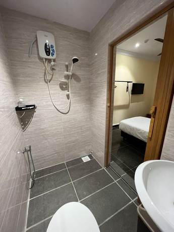 Imagen de la habitación del Hotel I Go. Foto 16