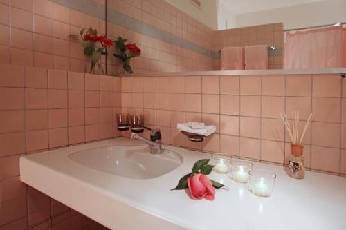 Imagen de la habitación del Hotel I Grappoli. Foto 8