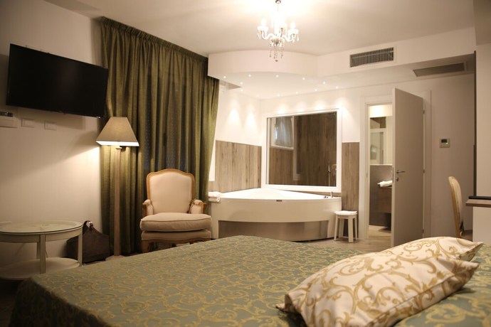 Imagen de la habitación del Hotel I Laghetti. Foto 12