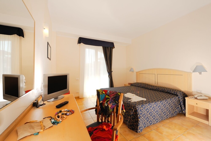 Imagen de la habitación del Hotel I Melograni. Foto 10