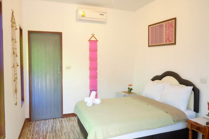 Imagen de la habitación del Hotel I Na Seaview. Foto 13