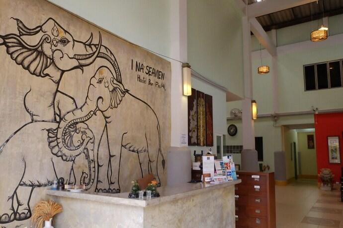 Imagen de los interiores del Hotel I Na Seaview. Foto 31