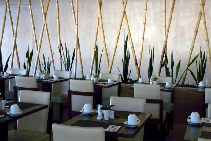 Imagen general del Hotel I Resort Beach and Spa. Foto 2