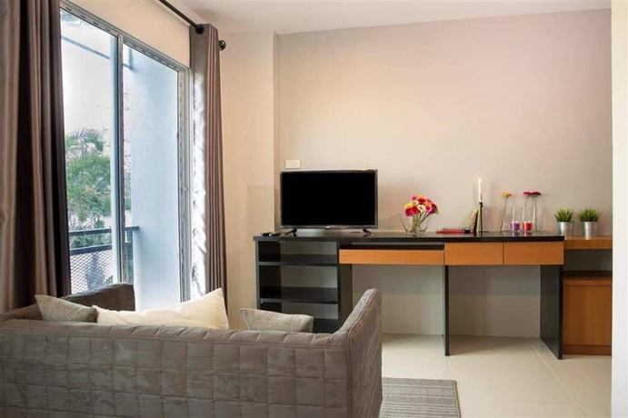 Imagen de los interiores del Hotel I Rich Residence. Foto 18