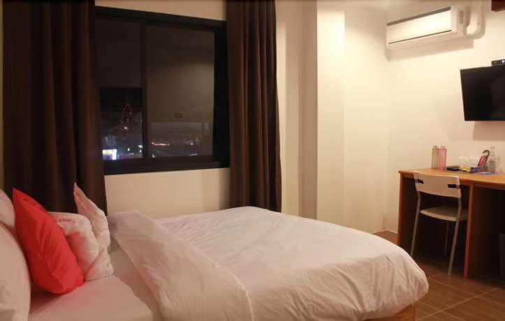 Imagen de la habitación del Hotel I Room. Foto 13