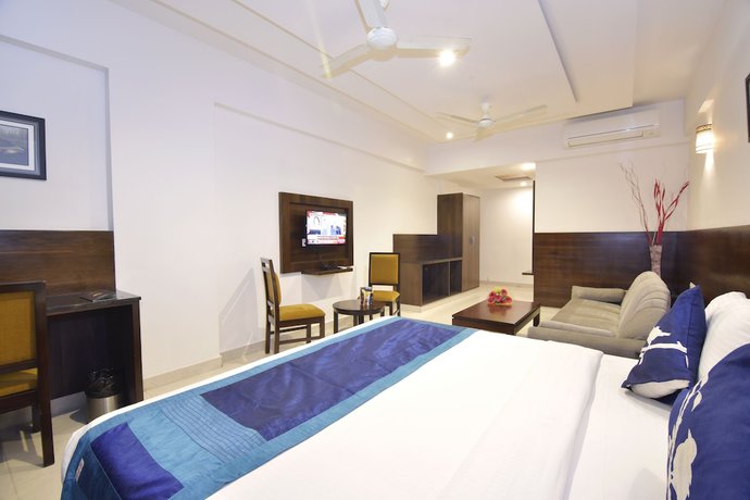 Imagen de la habitación del Hotel I V Sanctum. Foto 16