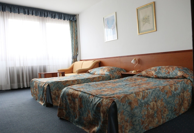 Imagen de la habitación del Hotel I, Zagreb. Foto 14