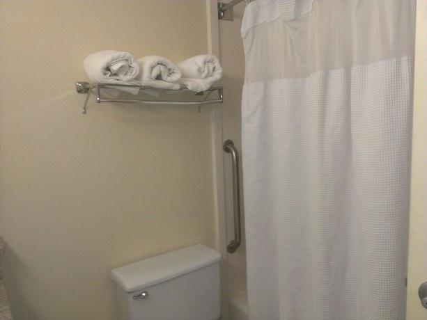 Imagen de la habitación del Hotel I-64 Richmond. Foto 14