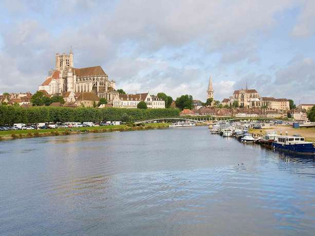 Imagen general del Hotel IBIS AUXERRE CENTRE. Foto 5