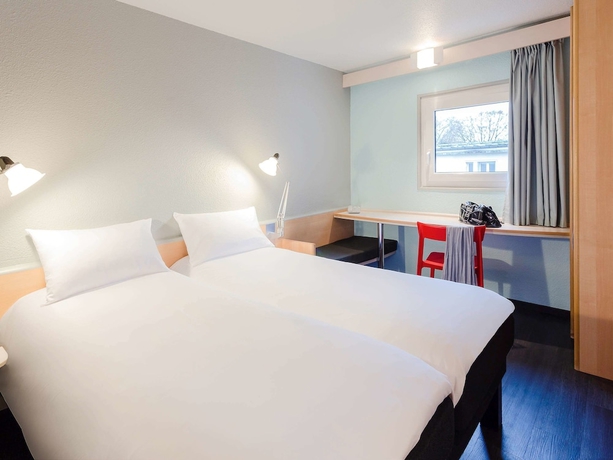 Imagen de la habitación del Hotel IBIS BOURGES. Foto 12