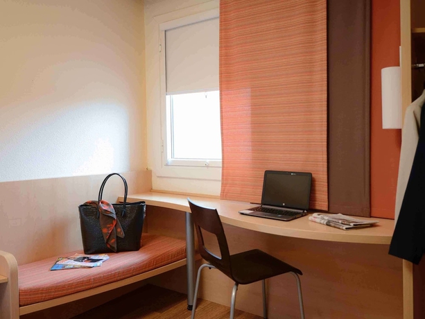 Imagen de la habitación del Hotel IBIS CAEN CENTRE. Foto 15