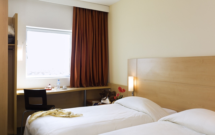 Imagen de la habitación del Hotel IBIS CASA SIDI MAAROUF. Foto 7